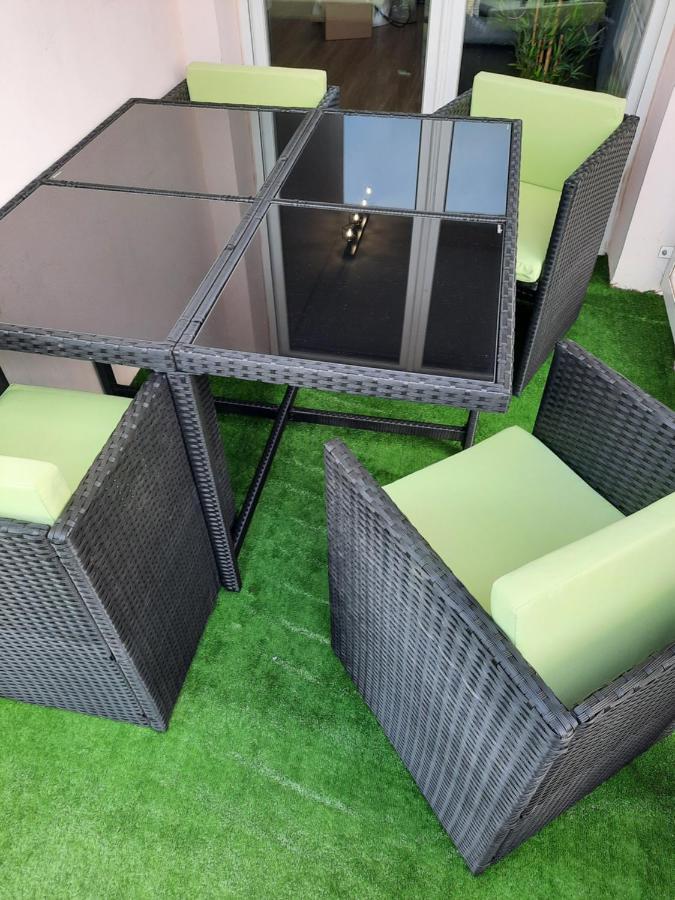 Le Magdad Apartment Rochefort  Luaran gambar